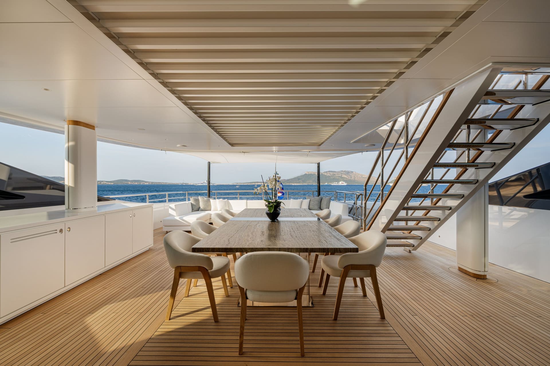 Benetti B.Now 50M Inari, photograph 6
