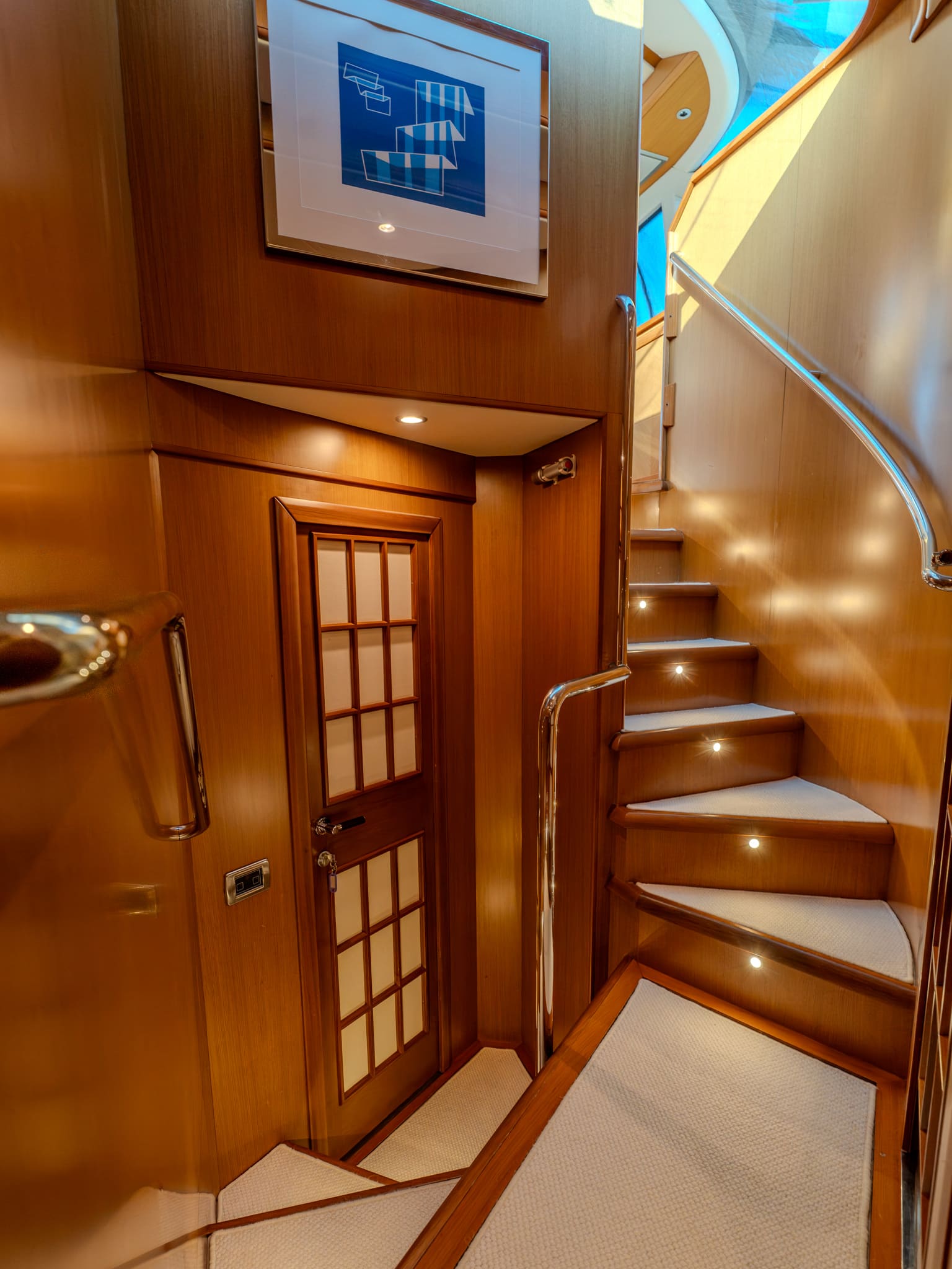 Mochi Craft Dolphin 74 Contango, companionway down to the accommodation